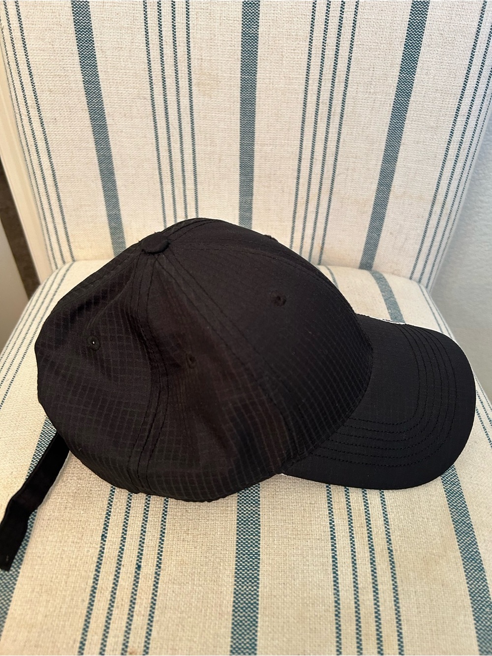 NWT Mercedes Benz Men's Black Branded Embroidered Logo Baseball Cap - Picture 3 of 6